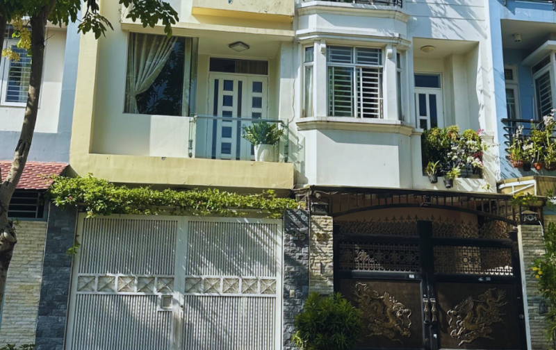 BÁN NHÀ MẶT TIỀN 72M² – 5 TẦNG CÓ HẦM – GẦN NGUYỄN THỊ THẬP – DÒNG TIỀN 350TR/NĂM – NHỈNH 15 TỶ